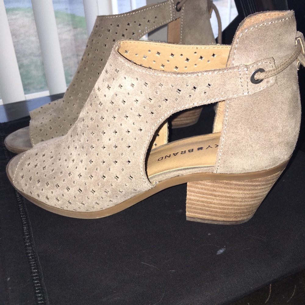 LUCKY BRAND - Booties